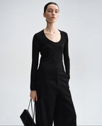 audreyyang Cozy 100% Wool Slim Fit Round Neck Pullover Women Knitwear Tops Sweaters