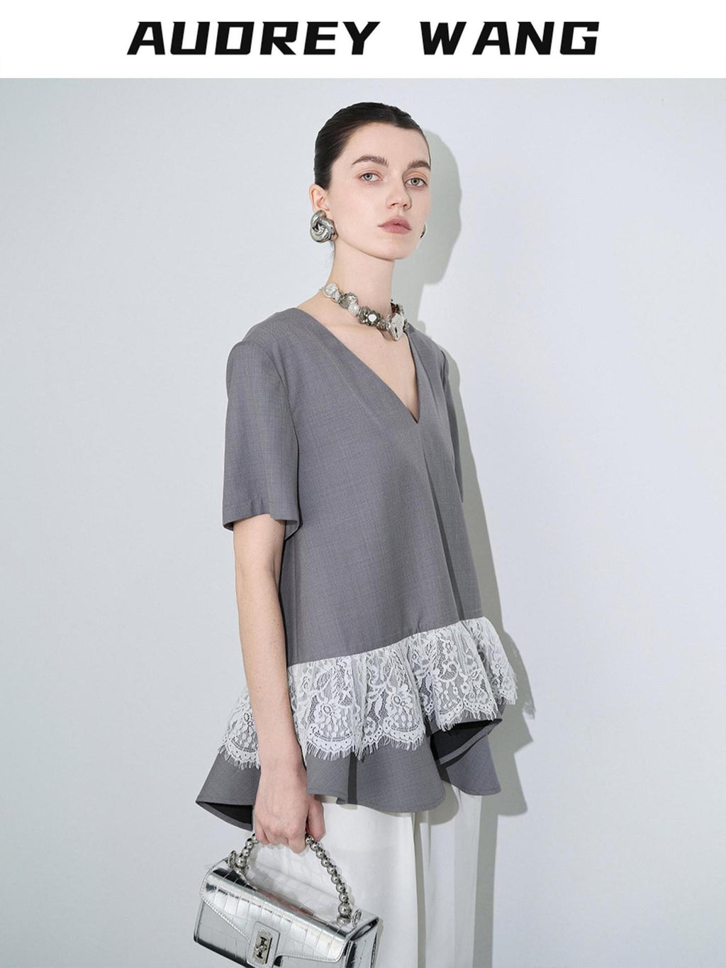 audreyyang Cotton Blend Commuter Patchwork Loose V-neck Heather Gray Short Sleeve T-Shirts
