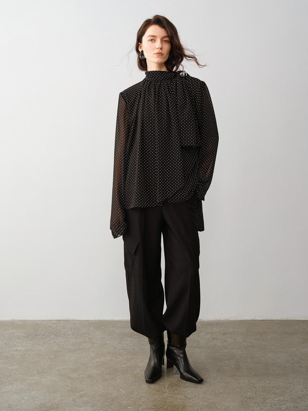 audreyyang Shape Retaining Loose Fit Stand Collar Long Sleeve For Women Polka Dot Blouses