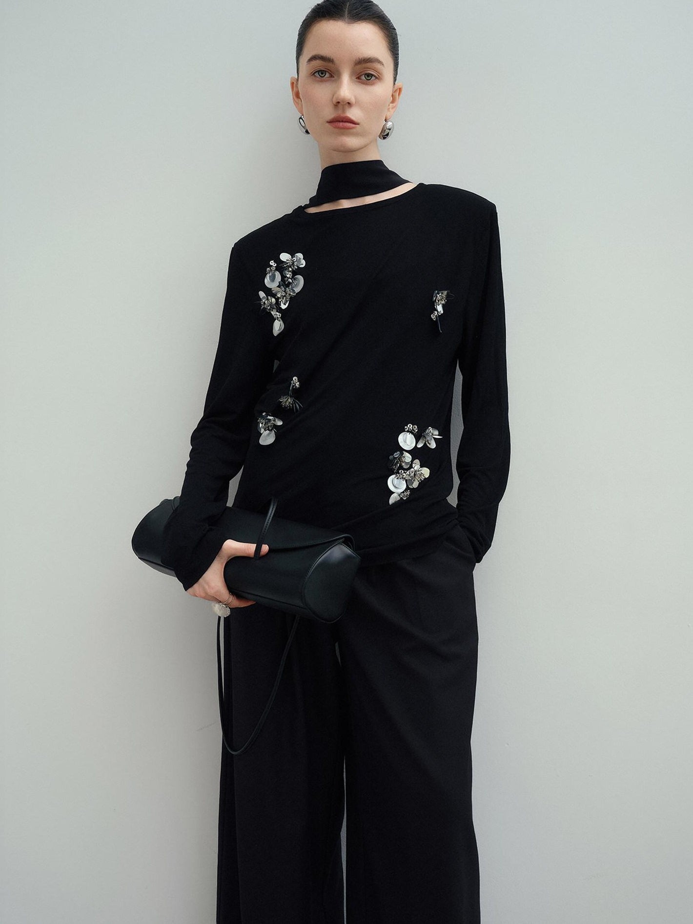 audreyyang Slim Minimal Office Crew Neck Long Sleeve Acetate Blend Black Cropped Jackets