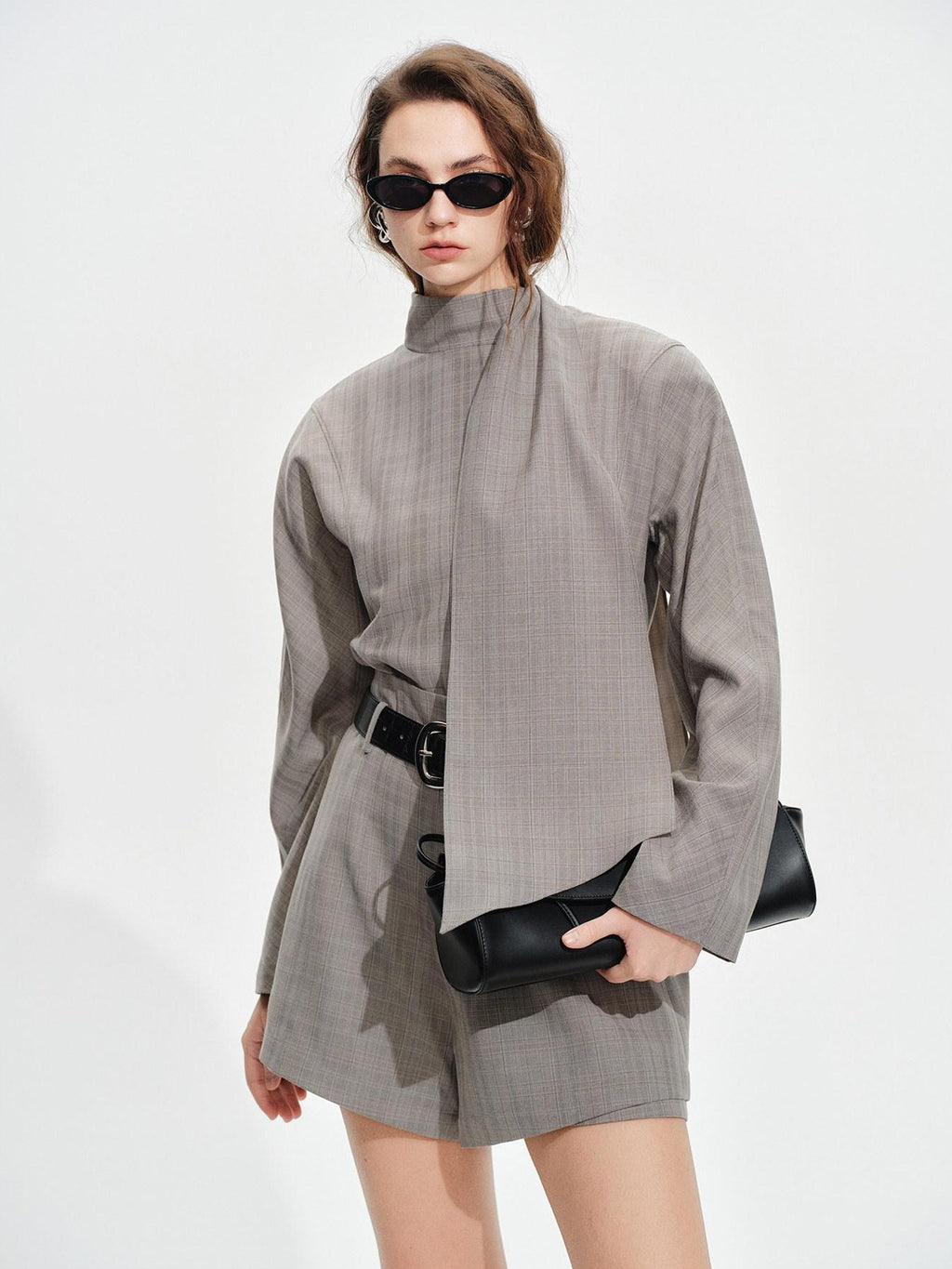 audreyyang Non Deforming Loose Plaid High Neck Long Sleeve Women Grey Top & Shorts Sets
