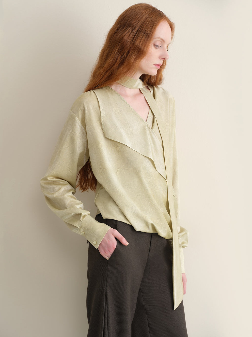 someonesometimes Breathable Casual Loose V-neck Tie Front Bell Sleeve Floral Cantaloupe Blouses