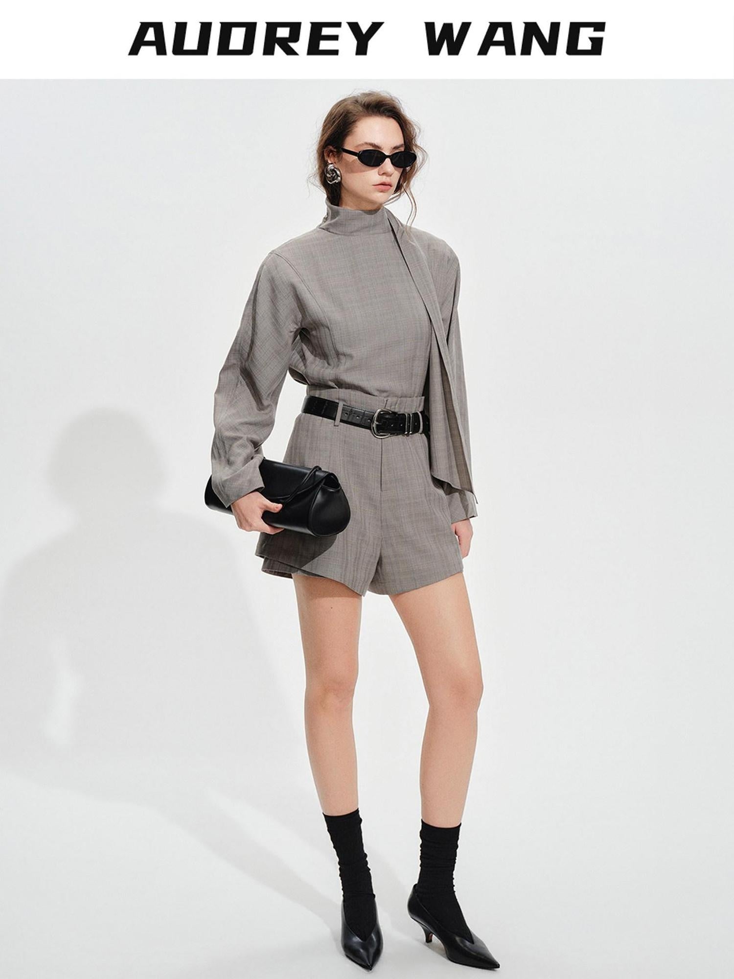 audreyyang Non Deforming Loose Plaid High Neck Long Sleeve Women Grey Top & Shorts Sets