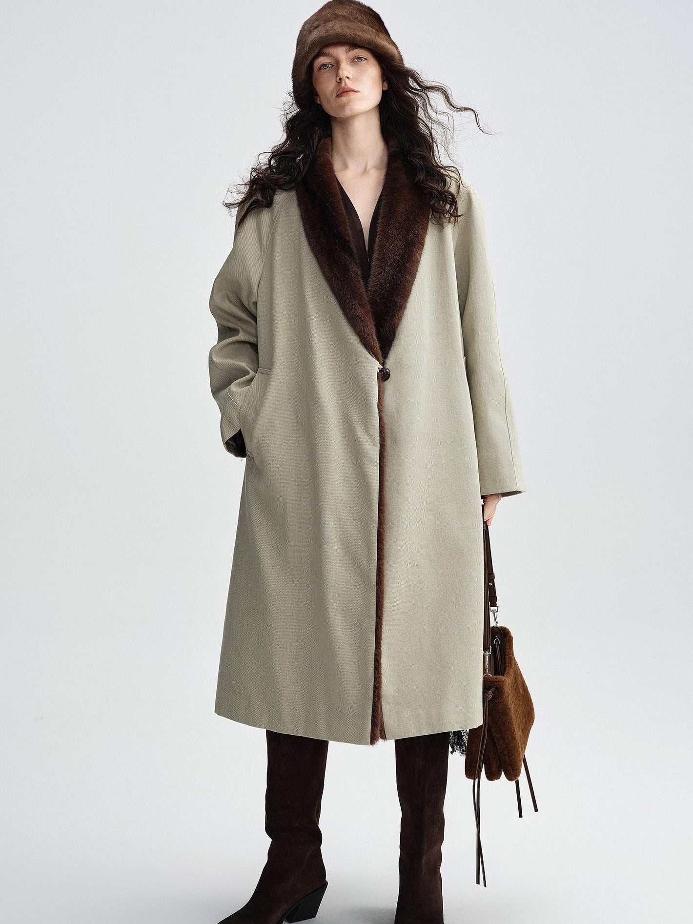 audreyyang Warm Thick Lapel Patchwork Slavic Loose Fit For Women Faux Fur Almond Long Coats