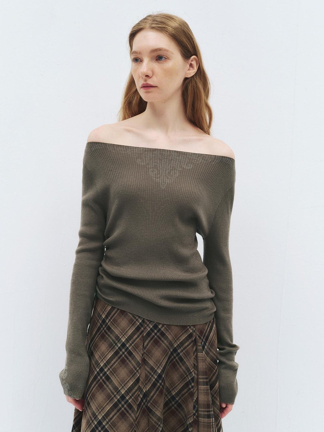 someonesometimes Soft Acrylic Wool Nylon Blend Slim Fit Printed Boat Neck Women Mud Green Sweater