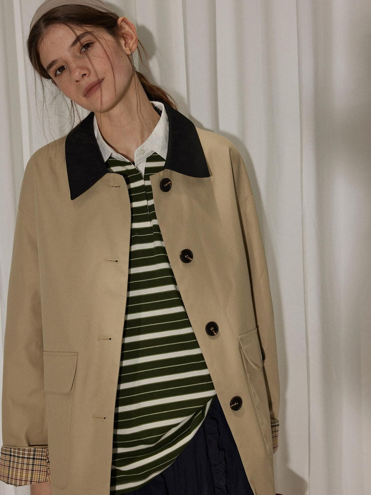 Lofi choose Cotton Blend Loose Fit Commuter Short Single Breasted Khaki Black Trench Coats