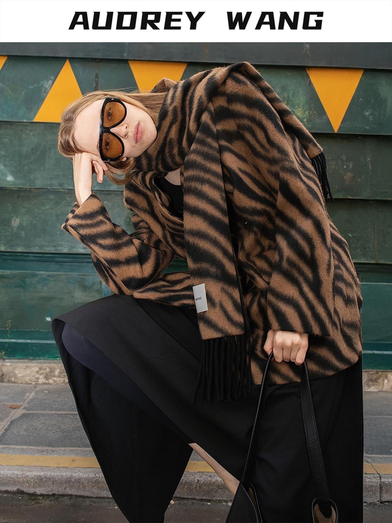 audreyyang Wool Blend Fringe Relaxed Double Breasted Women Zebra Print Blazers