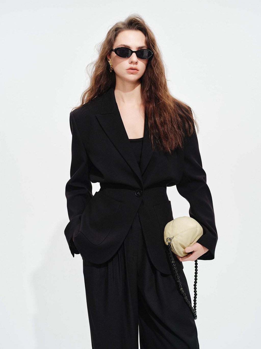 audreyyang Oversized Cinched Waist Short Notch Lapel One Button Black Polyester Blazers