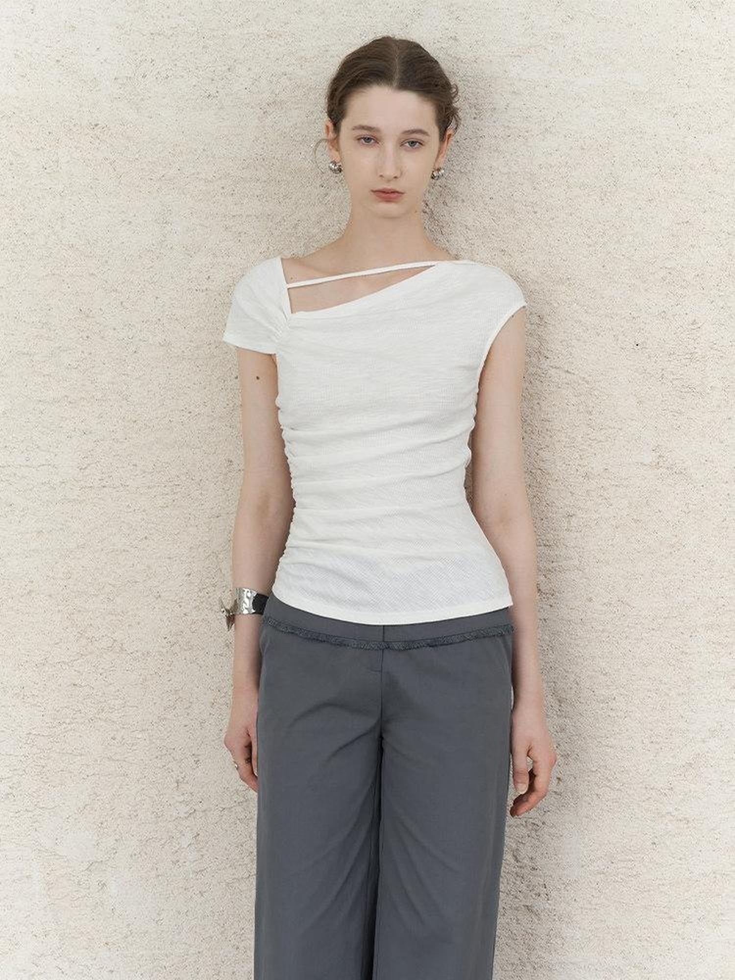 someonesometimes Lightweight Ruched Asymmetric Cropped Slim Fit Pure White Short Sleeve T-Shirts