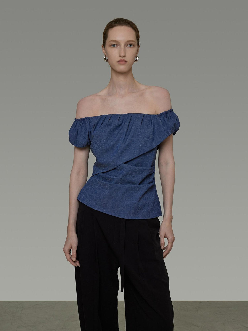 unspoken Wrinkle Resistant Minimalist Slim Asymmetrical Boat Neck Women Blue Blouses