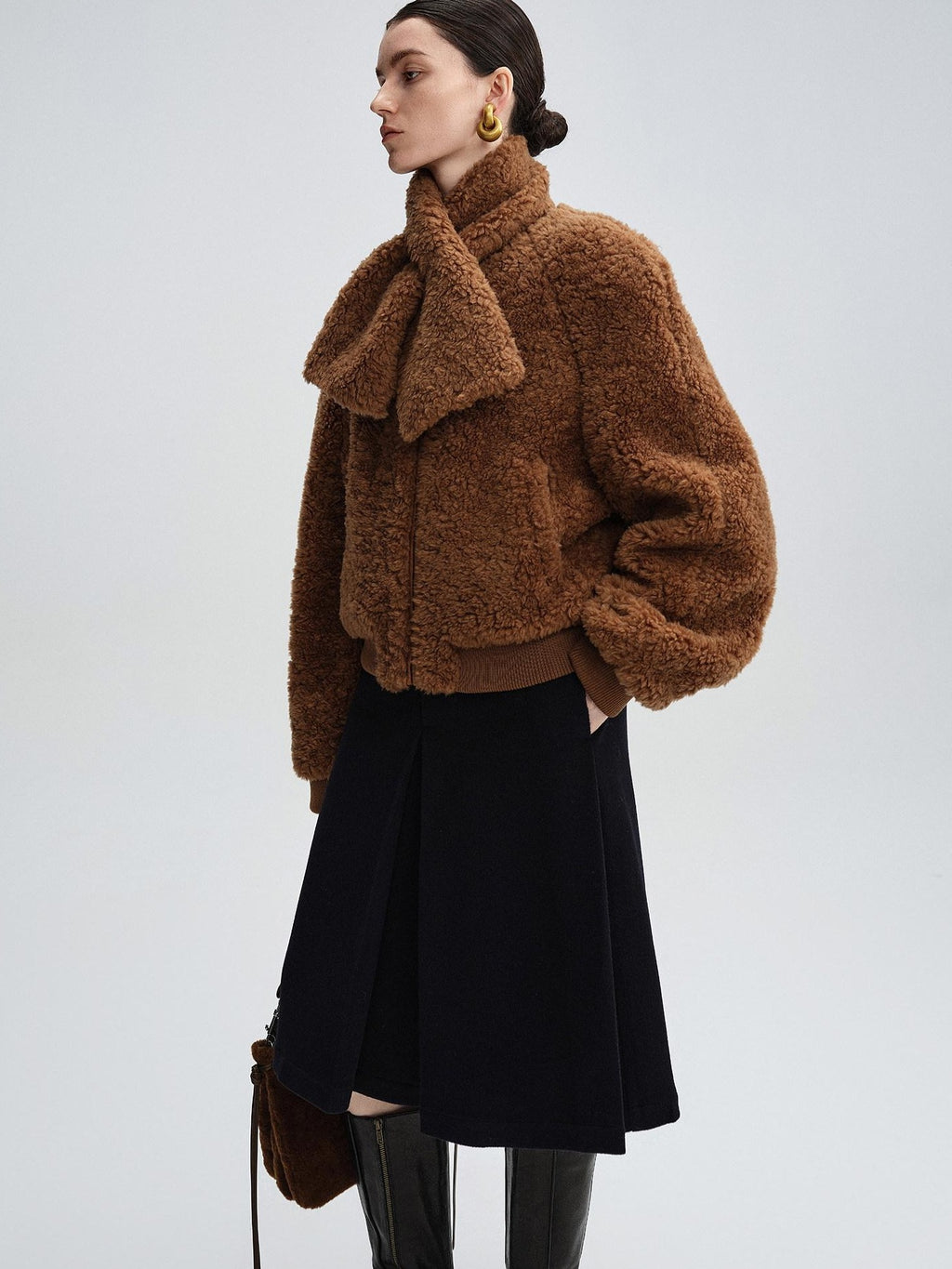 audreyyang Lambswool Trim Stand Collar Straight Short Zip Women Casual Bomber Jackets