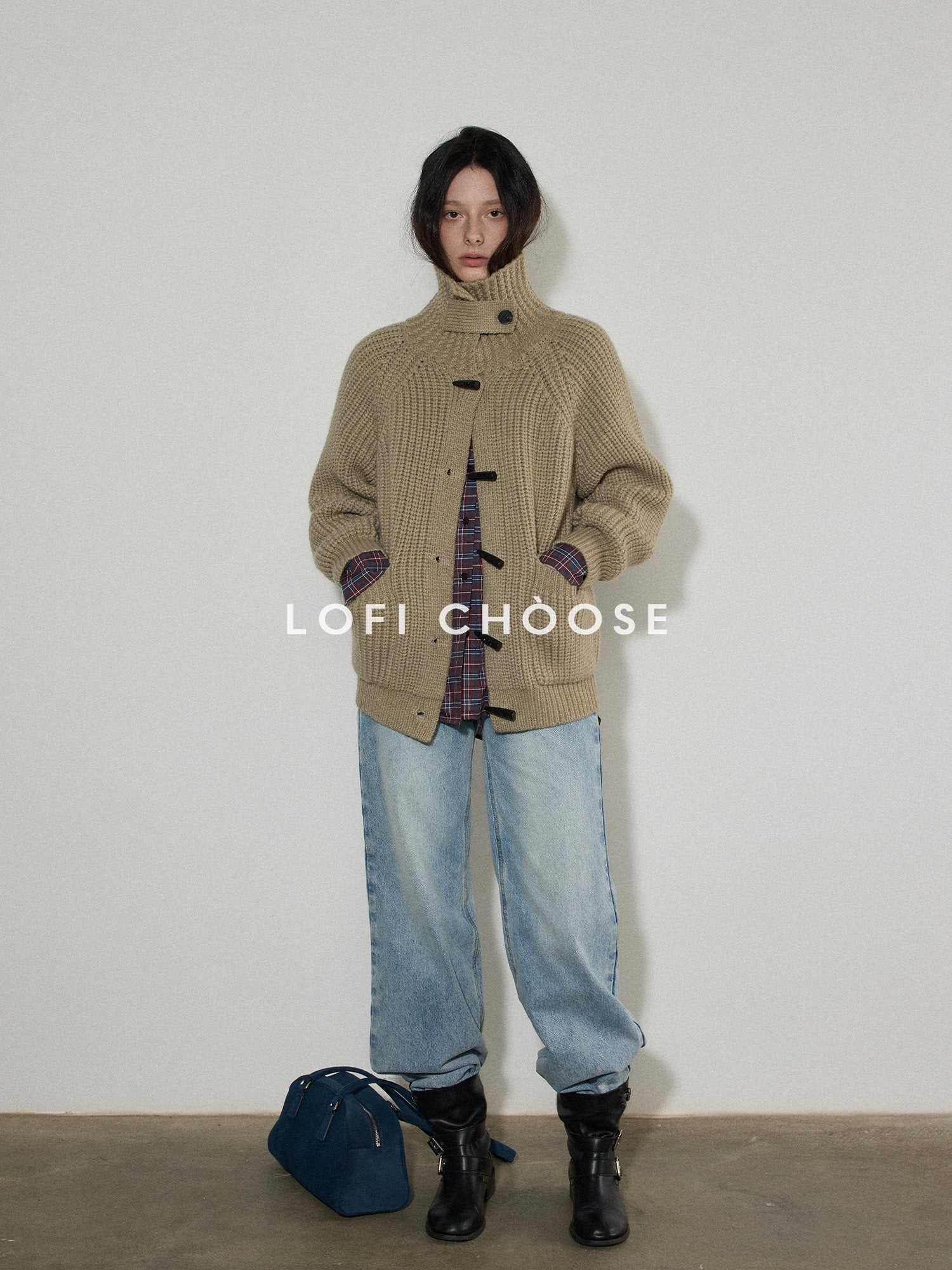 Lofi choose High Rise Vintage Wash Office Straight Detail Women Blue Flared Jeans