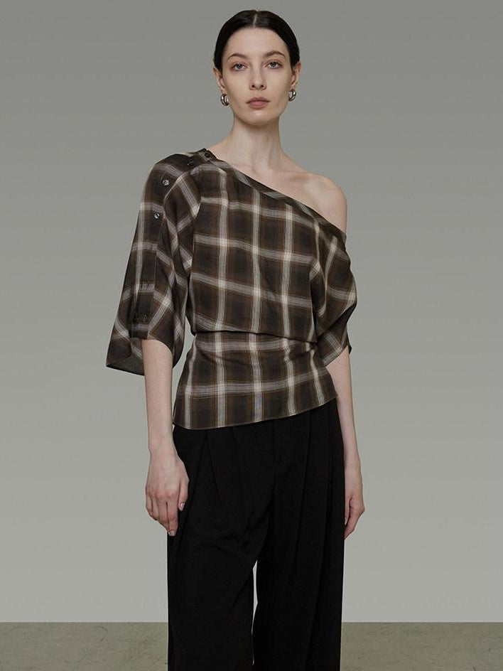 unspoken Breathable Viscose Slim Asymmetric Slant Neck Green Plaid Off Shoulder Crop Tops