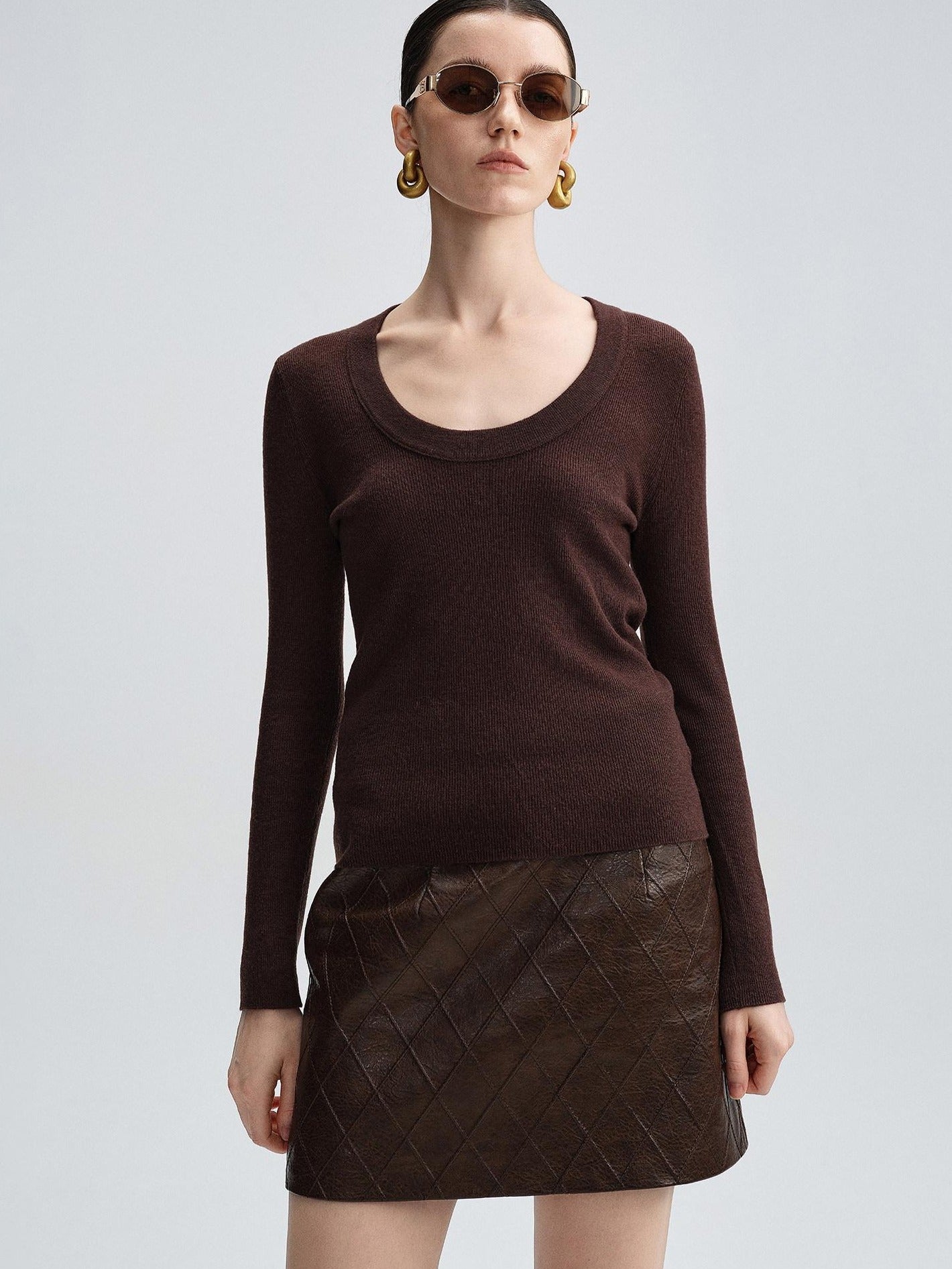 audreyyang Sheep Wool Slim Fit Crew Neck Knit Women Black Gray Brown Sweaters