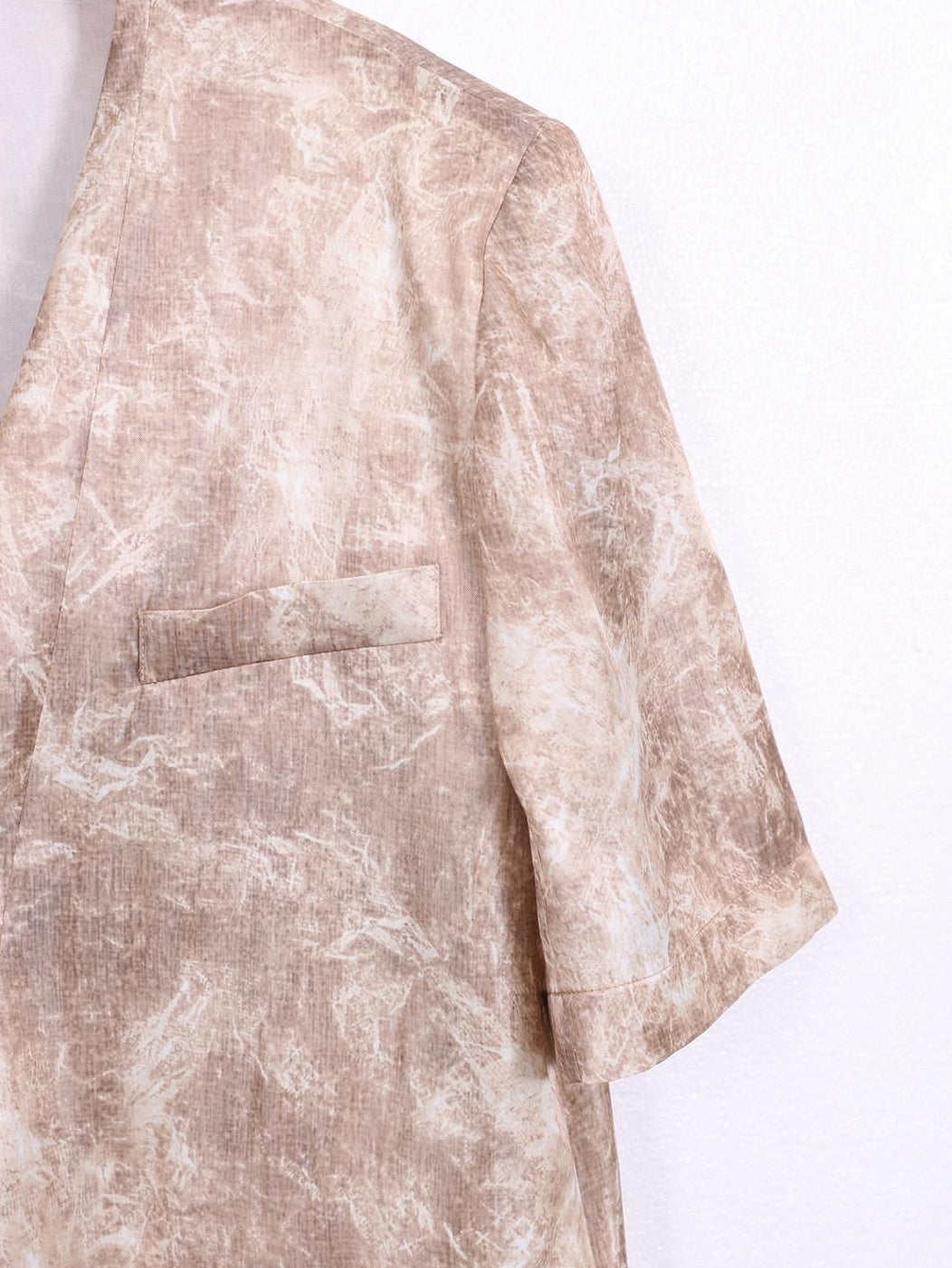 audreyyang Wrinkle Resistant Milk Tea Print Collarless Short Sleeve Loose Fit Blazers