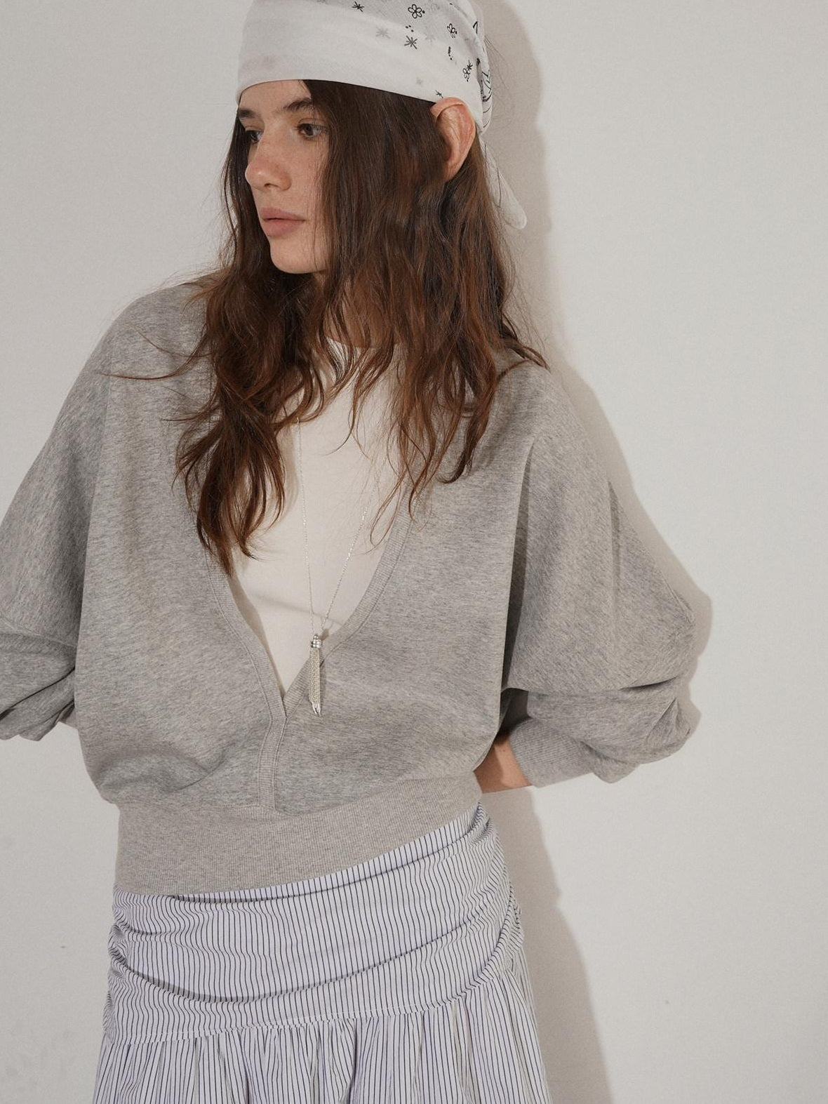 Lofi choose Cotton Blend V-neck Loose Fit Longsleeve Commuter Womens Heather Gray Sweatshirt