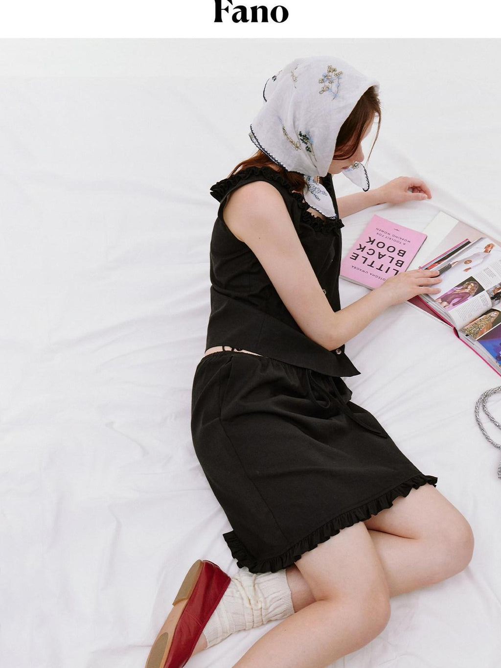 fano Figure Flattering Round Neck Black Two Piece Women S M L Top & Skirt Sets