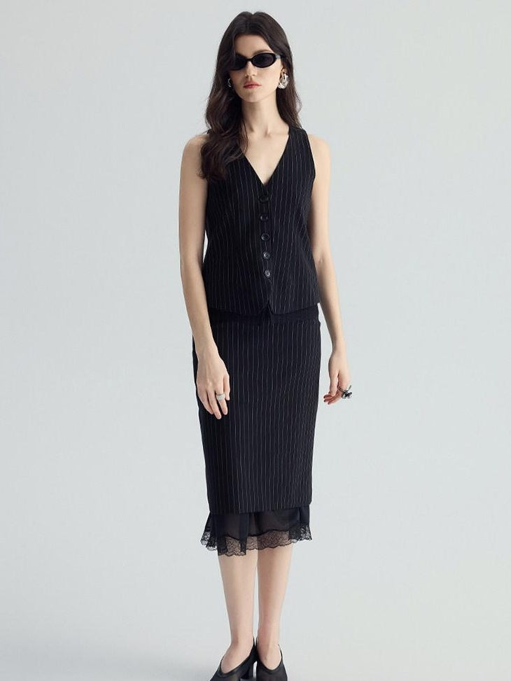 audreyyang Padded V-neck Striped Cropped Commuter Strap Women Black Single Button Vests