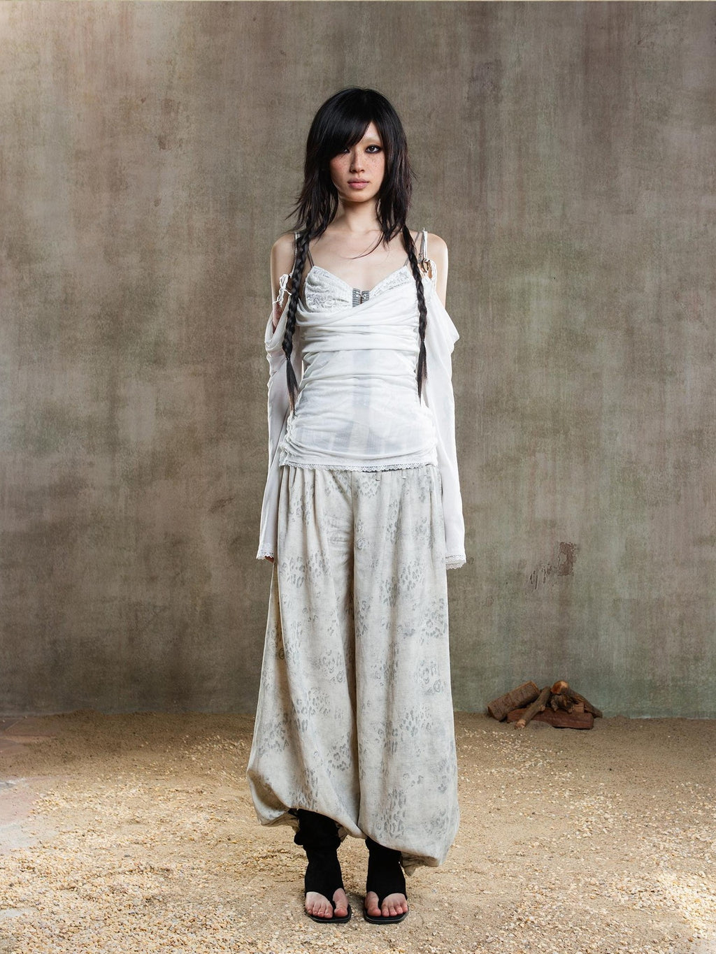 ARIADNAw Asymmetric Contrast Waist Low Rise Loose Lantern Women's Chinos