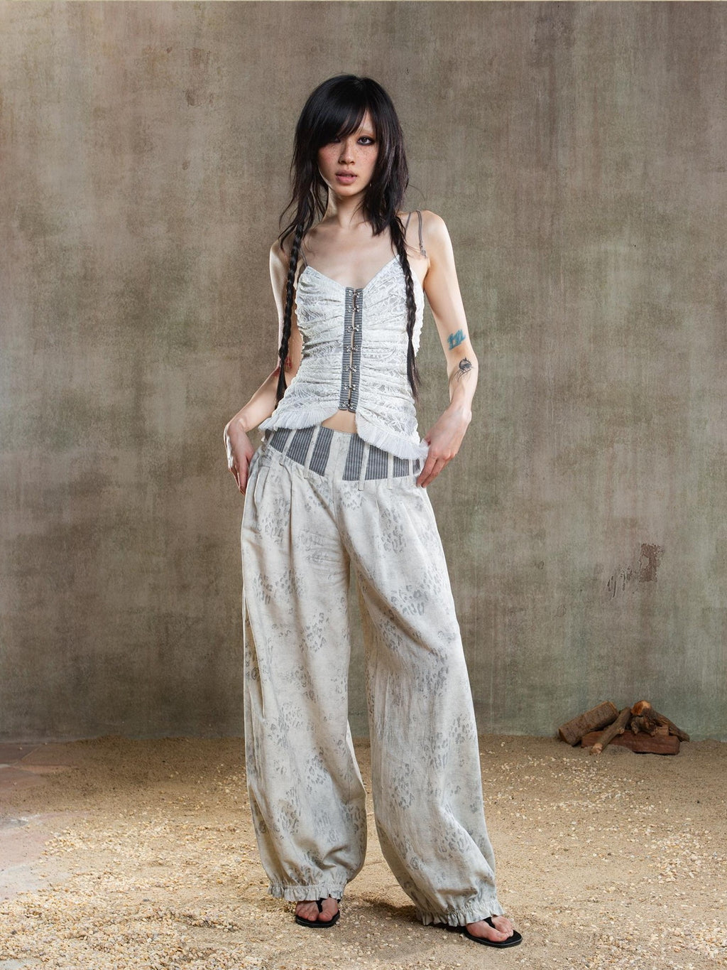 ARIADNAw Asymmetric Contrast Waist Low Rise Loose Lantern Women's Chinos