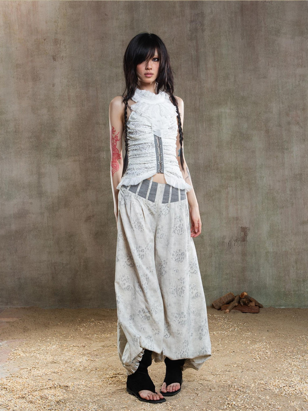 ARIADNAw Asymmetric Contrast Waist Low Rise Loose Lantern Women's Chinos
