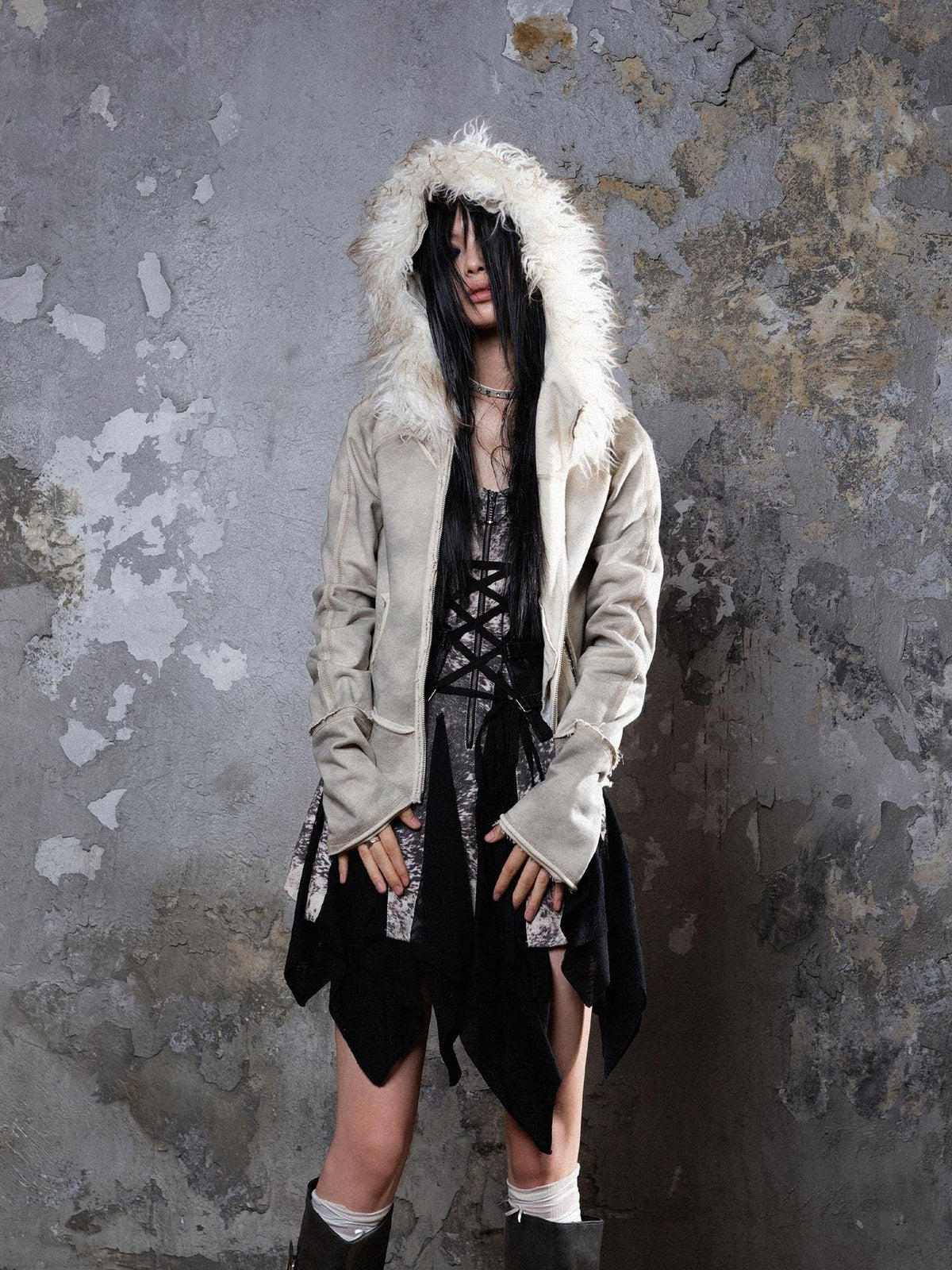 ARIADNAw Faux Fur Collar Distressed Y2k Punk Women's Long Sleeve Cropped Jackets