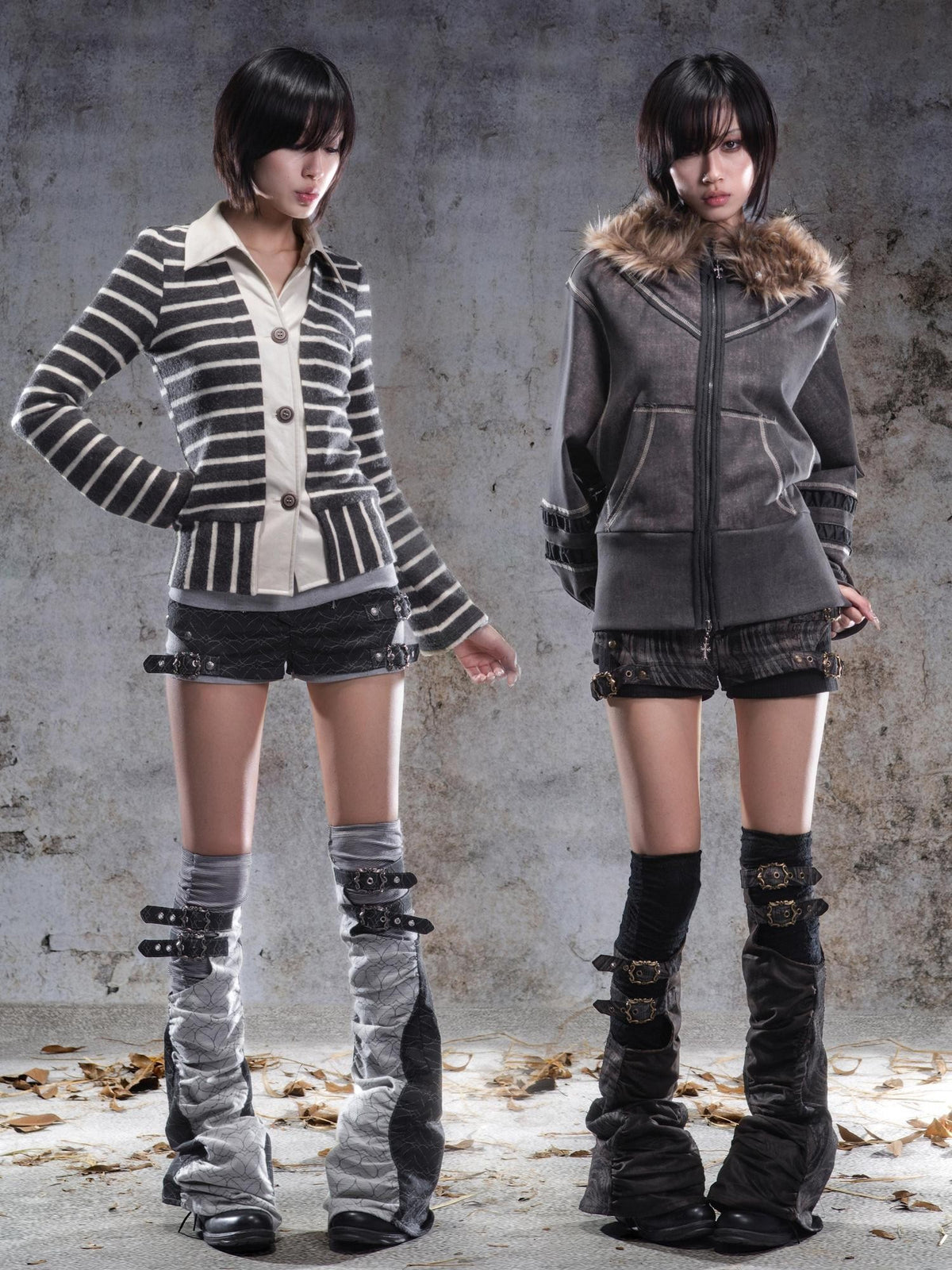 ARIADNAw Punk Asymmetric Layered Low Waist Flared Women's Short Trousers