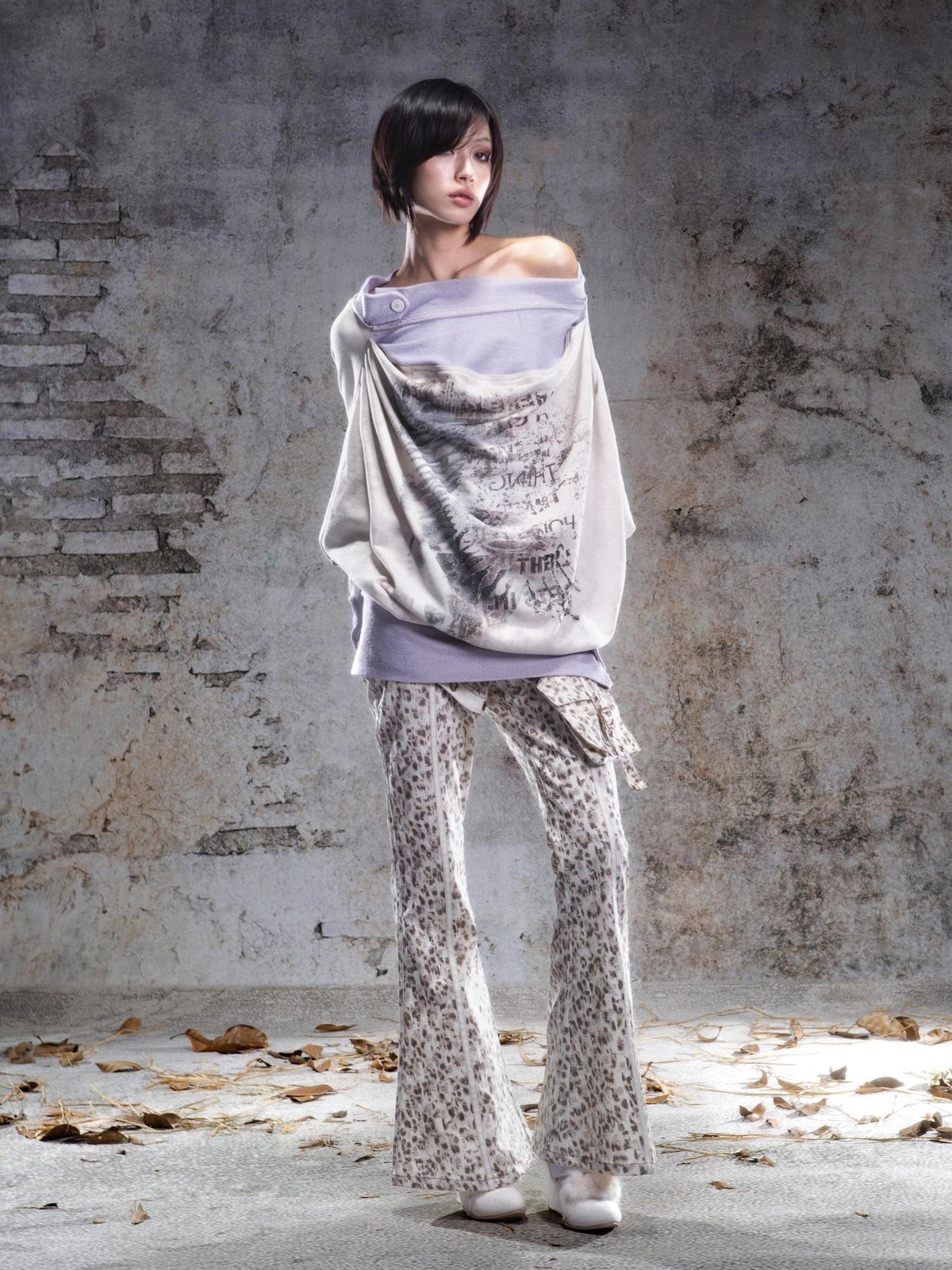 ARIADNAw Punk Print Off Shoulder Batwing Sleeve Fake Two Piece Women's Sweatshirts