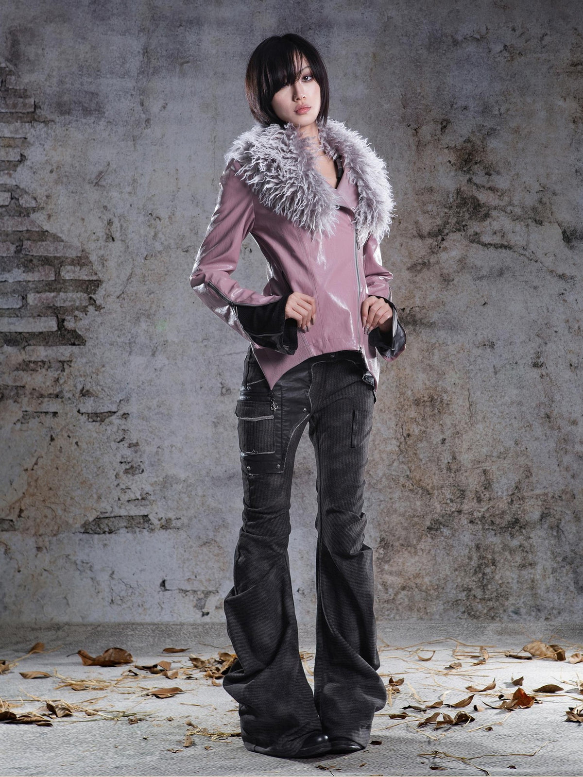 ARIADNAw Two Tone Fur Collar Paneled Slim Fit Punk Women's Pu Leather Jackets
