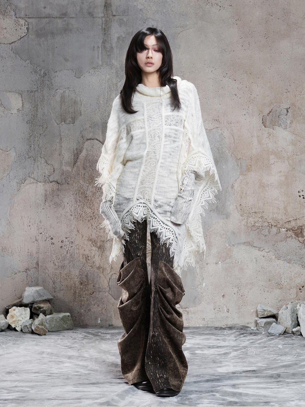 ARIADNAw Vintage Distressed Pocket Pleated Slim Fit Women's Flare Pants
