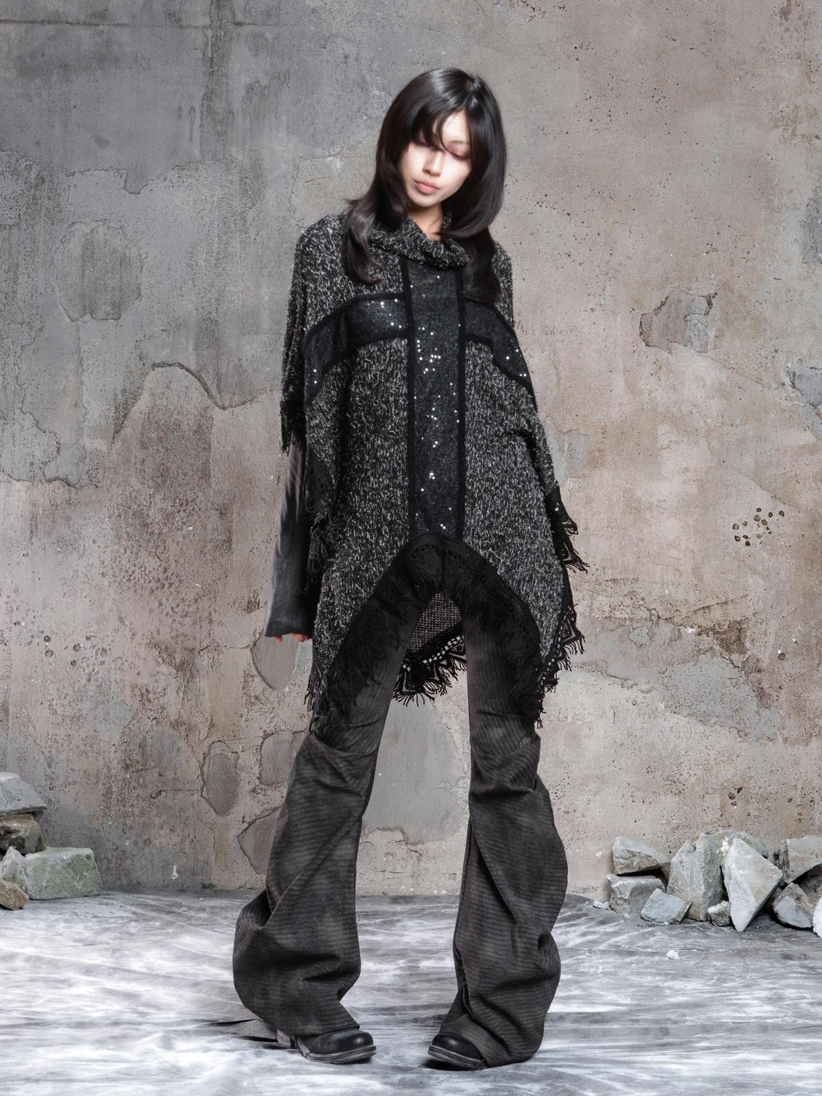 ARIADNAw Vintage Punk Cross Irregular Fringe Knit Women's Scarves & Shawls