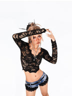 Arielink Retro Washed Lace Patchwork Hip Hugging Low Rise Women's Denim Shorts