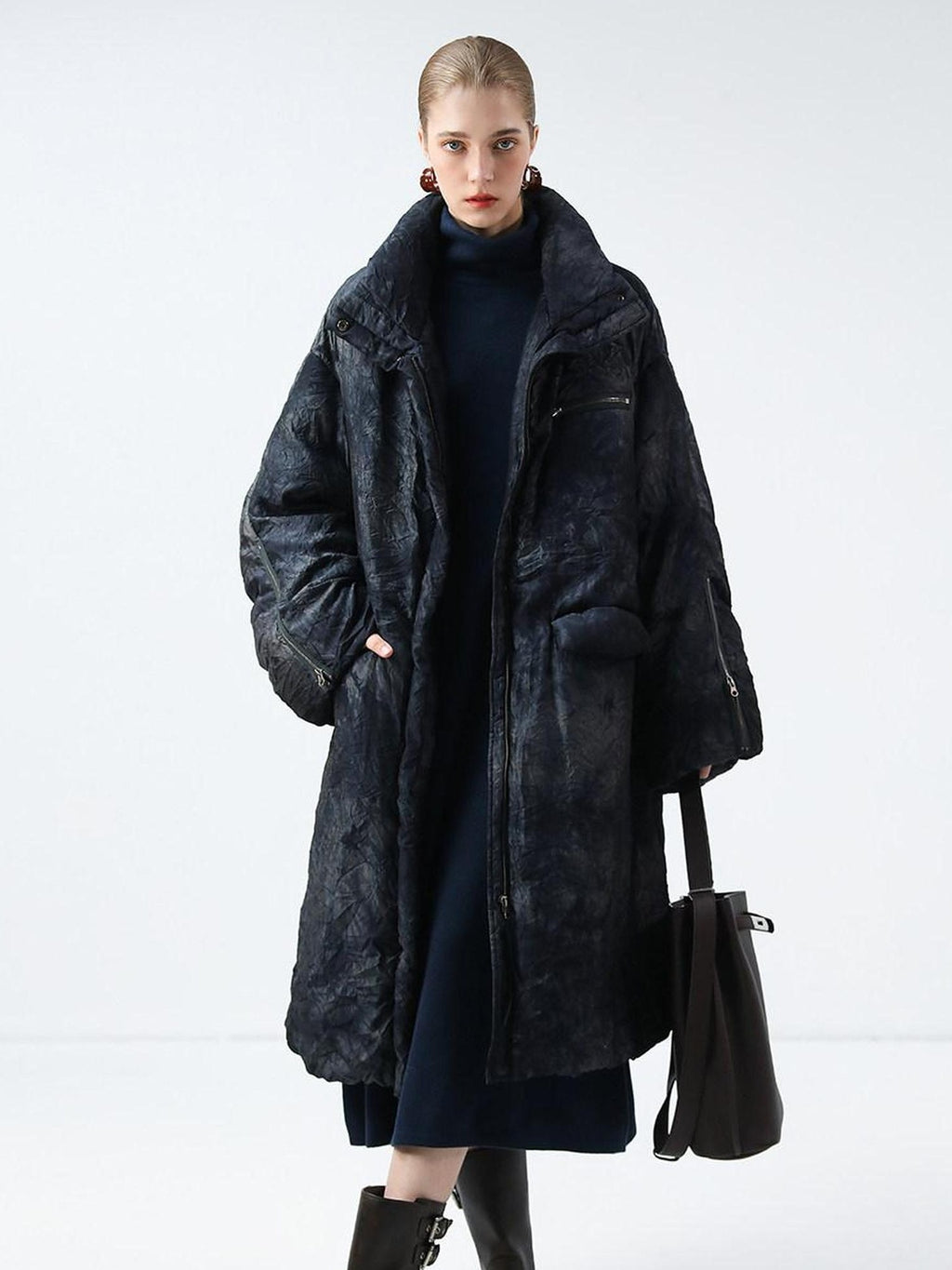 COCOBELLA 90% White Duck Down Straight Long Pleated Ink Blue Women City Down Jackets