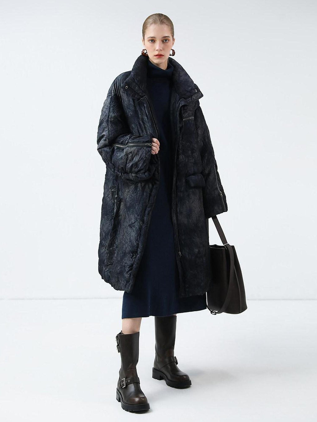 COCOBELLA 90% White Duck Down Straight Long Pleated Ink Blue Women City Down Jackets