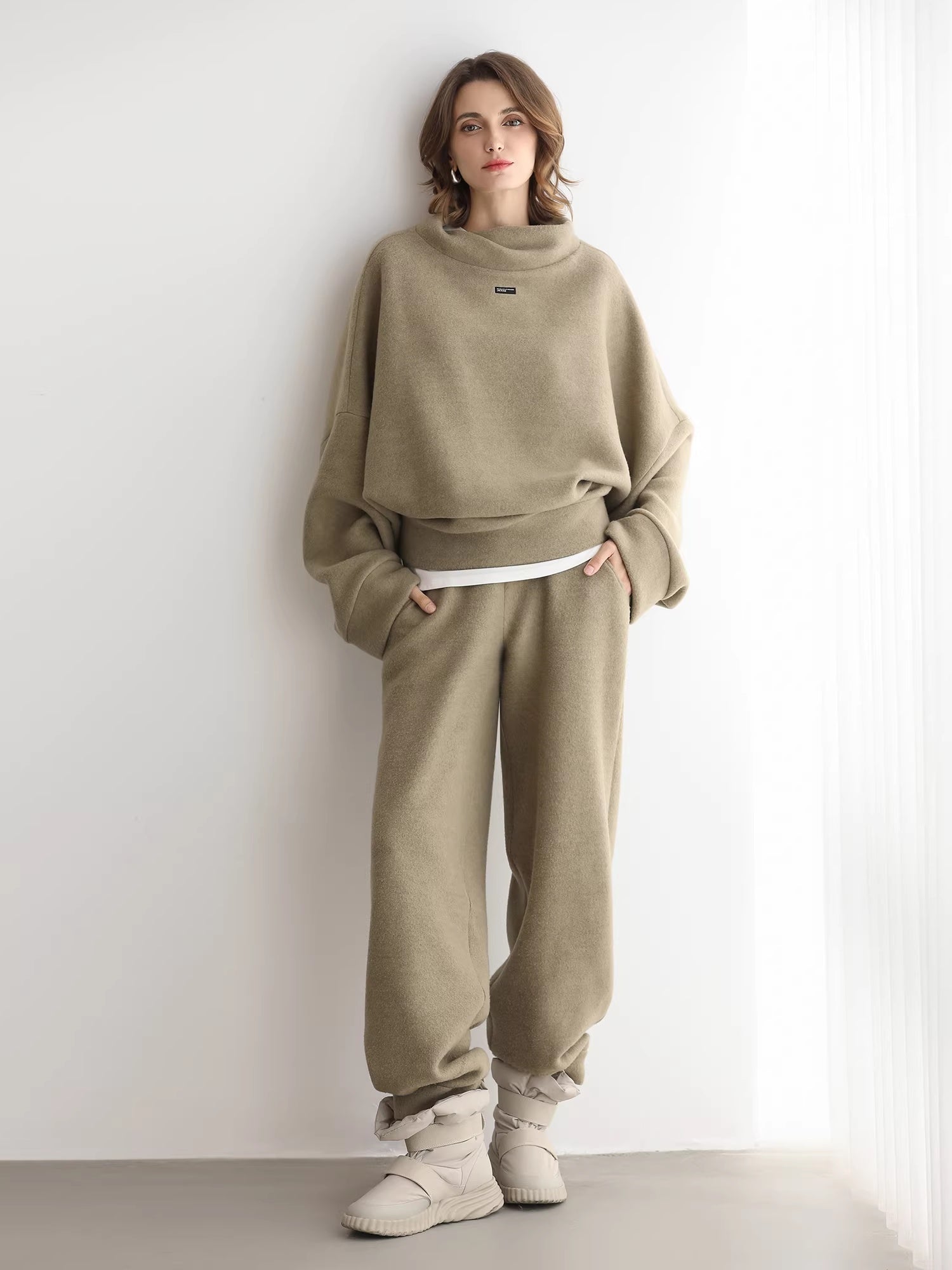 COCOBELLA_Cozy_Thick_Oversized_Drop_Shoulder_Street_Style_Turtleneck_Knit_Womens_Sweater_MISSTT