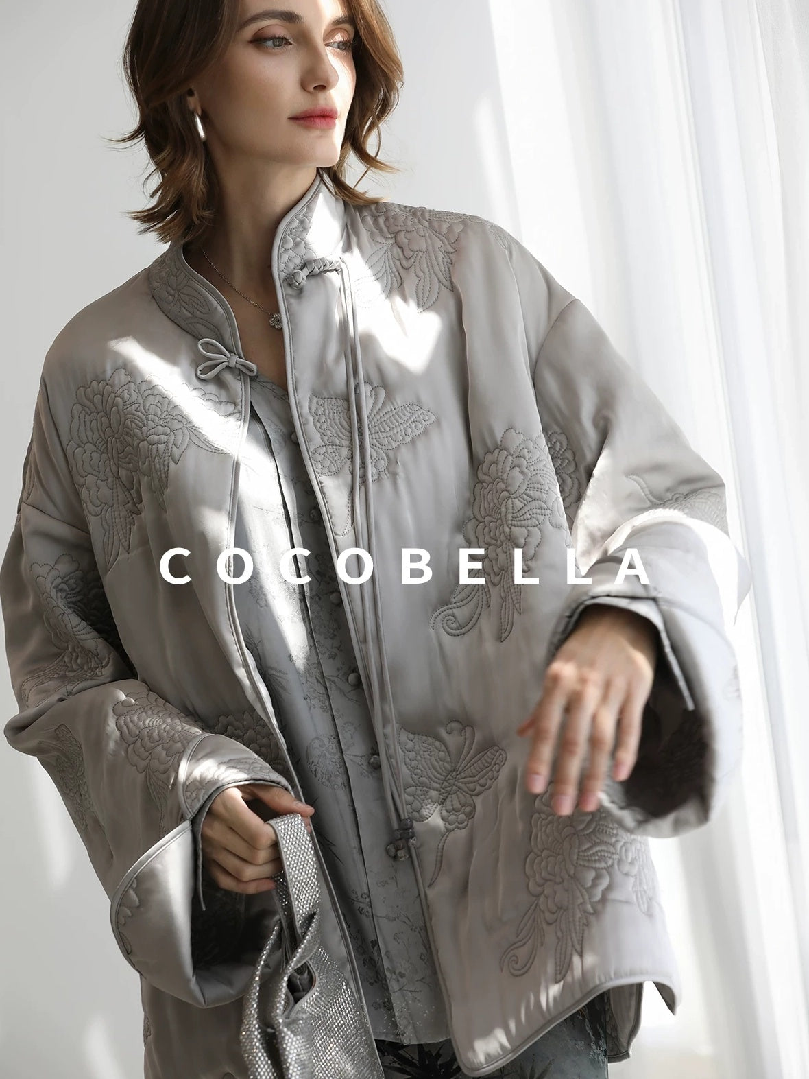 COCOBELLA Embroidered Ethnic Commuter Straight Fit Short Polyester Padded Jackets