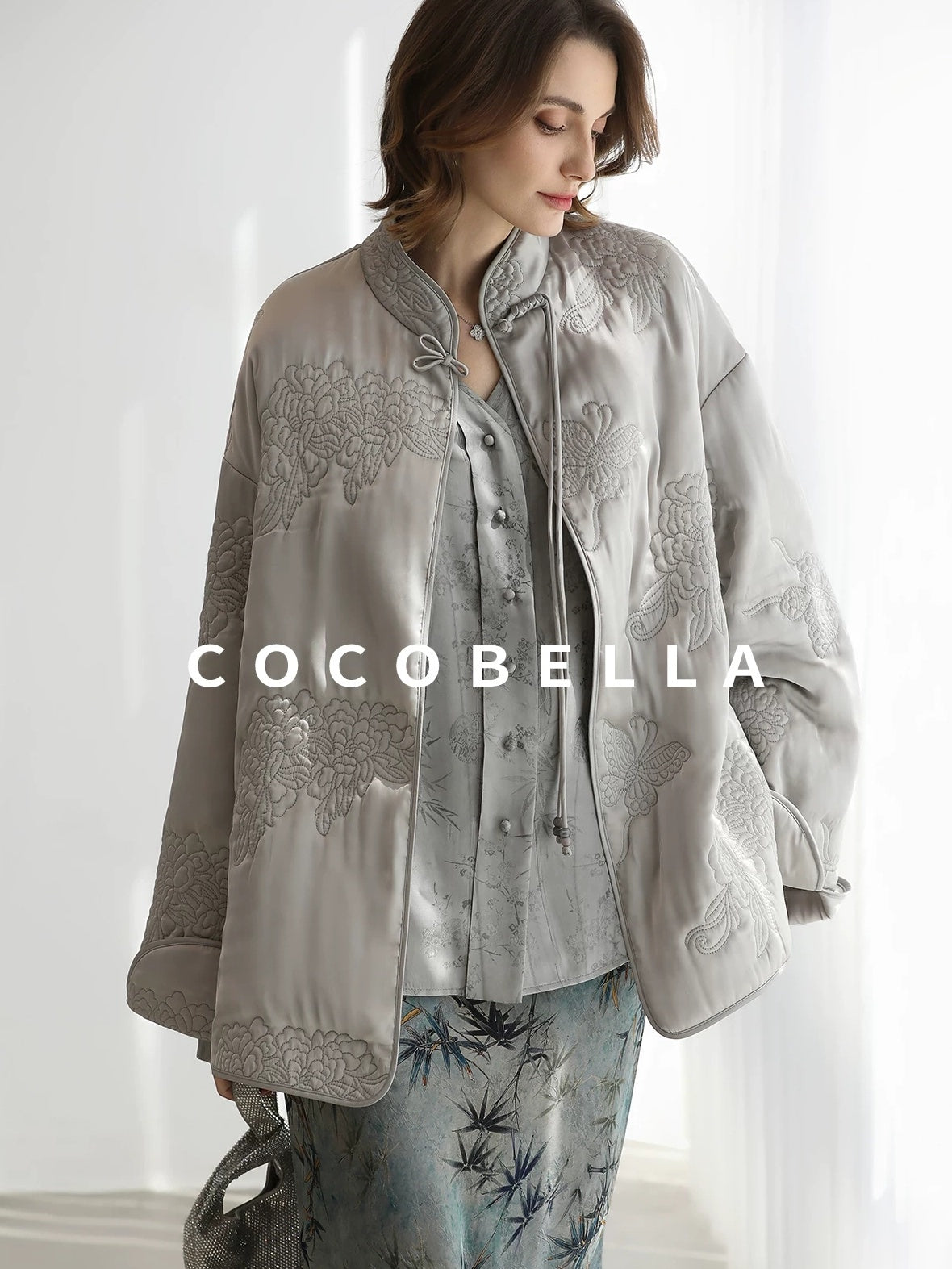 COCOBELLA Embroidered Ethnic Commuter Straight Fit Short Polyester Padded Jackets