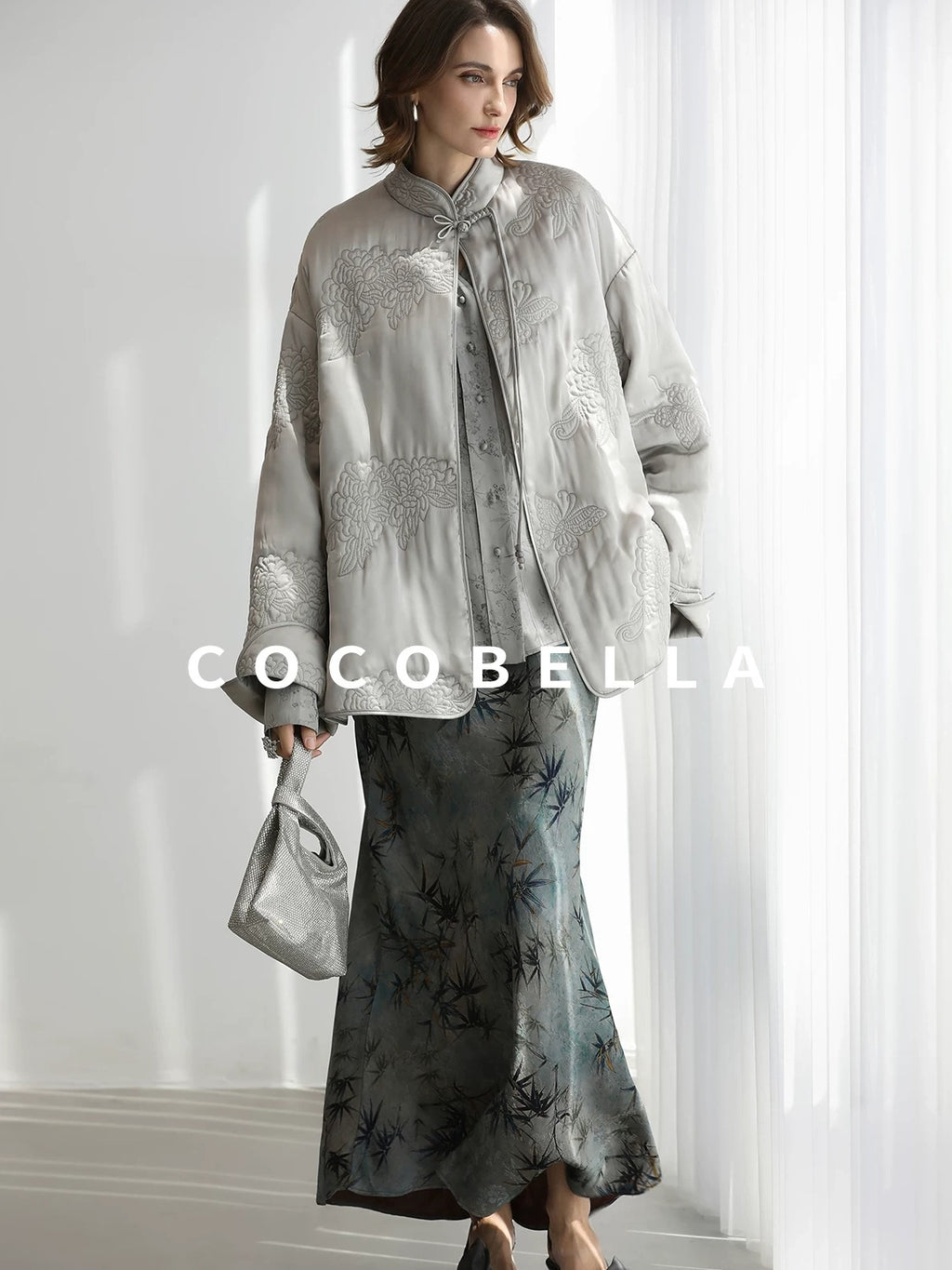 COCOBELLA Embroidered Ethnic Commuter Straight Fit Short Polyester Padded Jackets