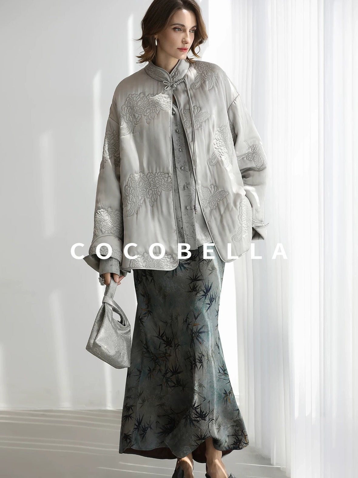 COCOBELLA Embroidered Ethnic Commuter Straight Fit Short Polyester Padded Jackets