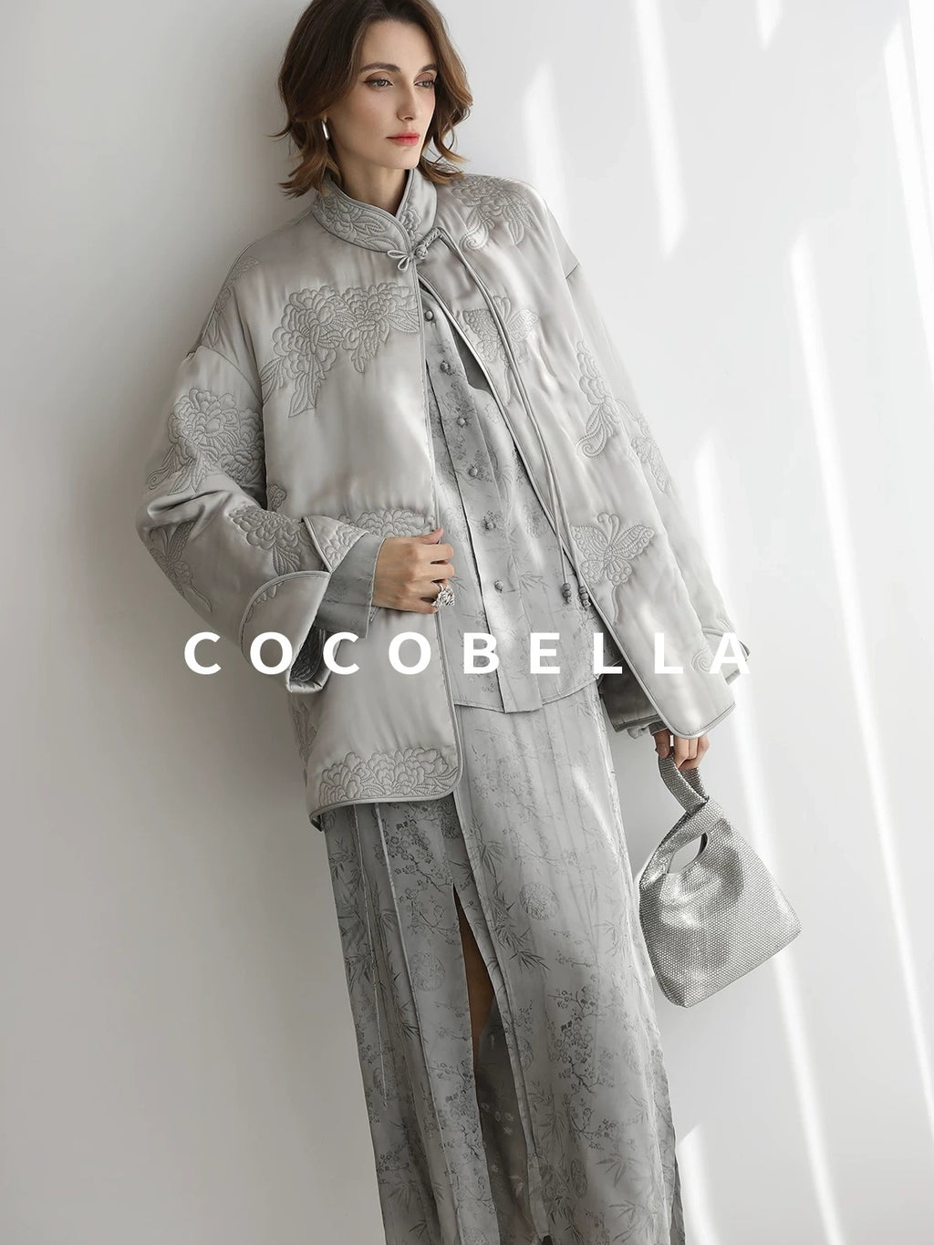 COCOBELLA Embroidered Ethnic Straight Fit Commuter Short Polyester Women Padded Jackets