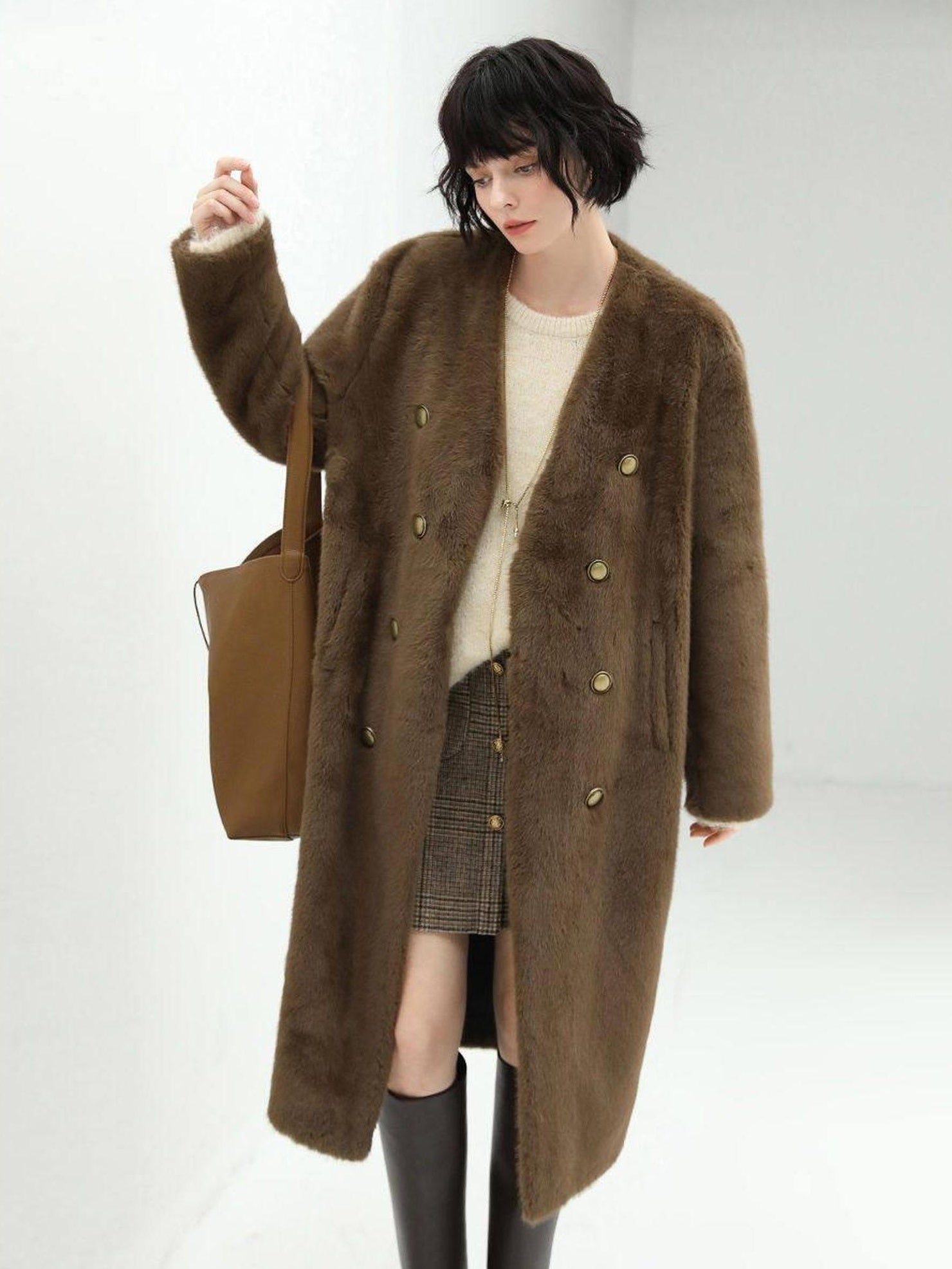COCOBELLA Full Faux Fur Plush Tailored V Neck Office Women Regular Fit Coats
