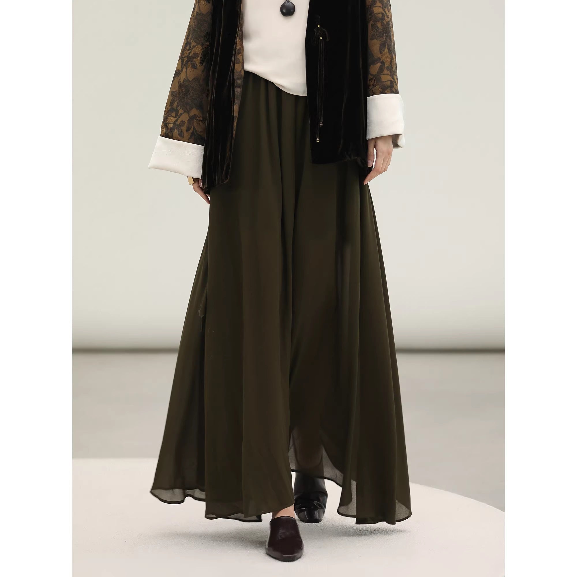 COCOBELLA_Shape_Retention_Modern_Chinese_Loose_Printed_3D_Embellished_Women_Velvet_Jackets_MISSTT