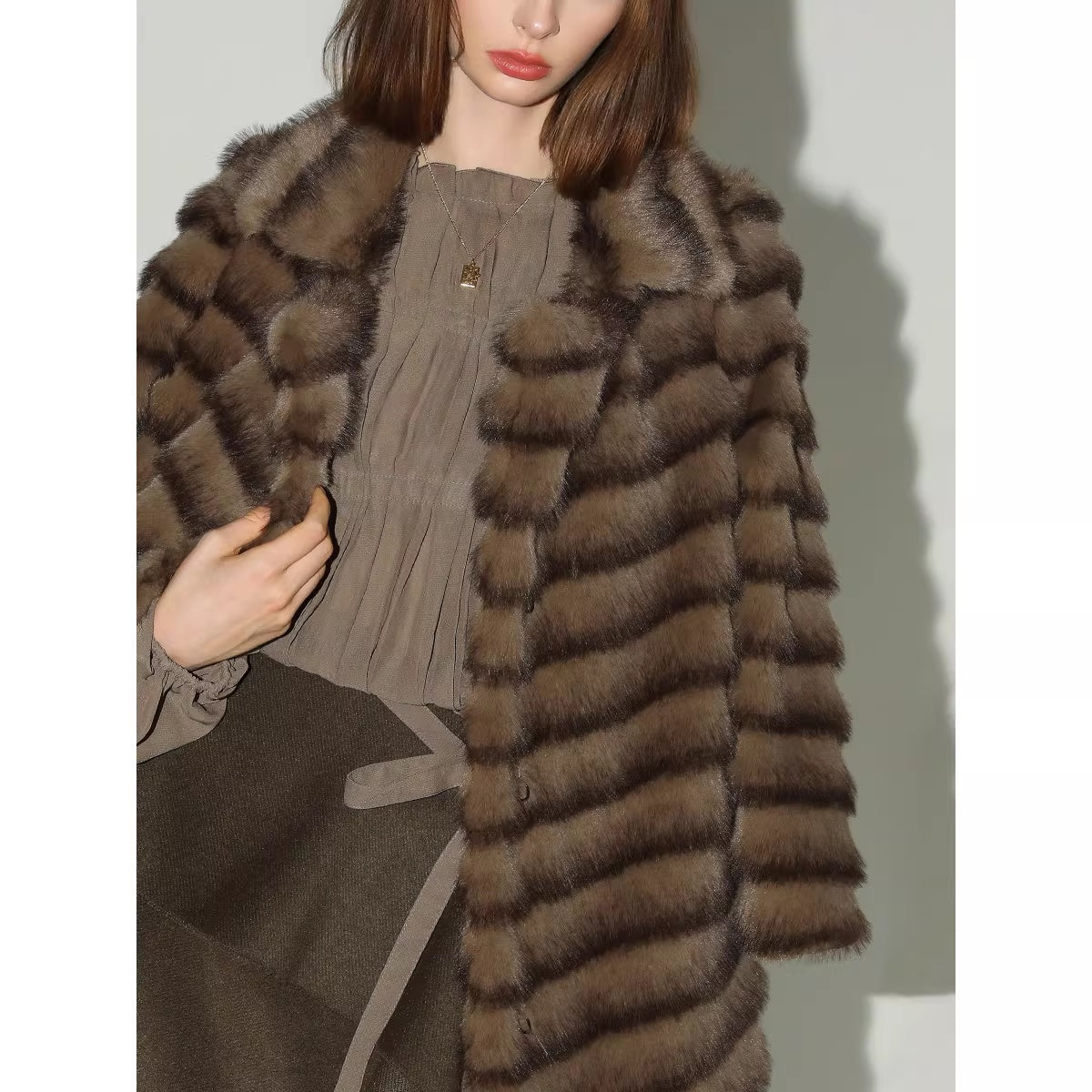 COCOBELLA_Soft_Faux_Fur_Horizontal_Panel_Loose_Fit_Long_Sleeve_Women_Outerwear_Coats_MISSTT