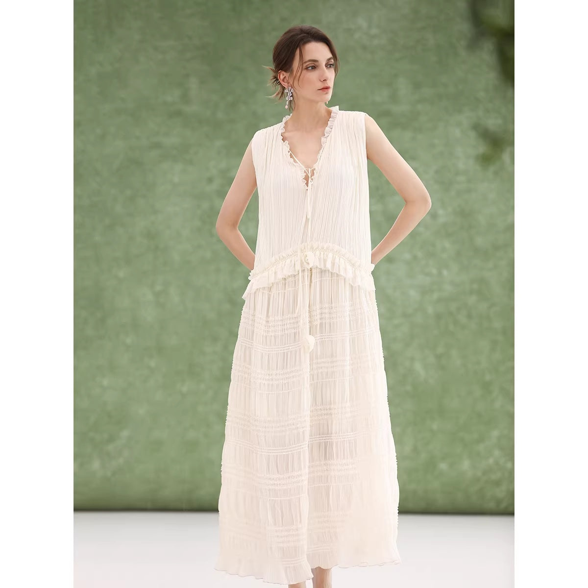 COCOBELLA_Soft_French_A_Line_V_Neck_Sleeveless_Lace_Pleated_Adjustable_Waist_Dresses_MISSTT
