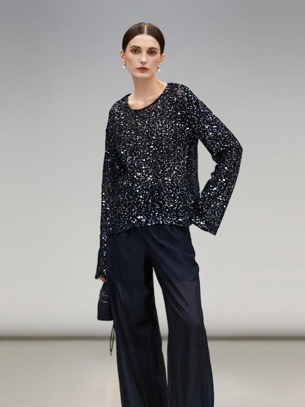 COCOBELLA Soft Sequin Knit Straight Fit Commuter Chic Women Round Neck Pullover Sweater