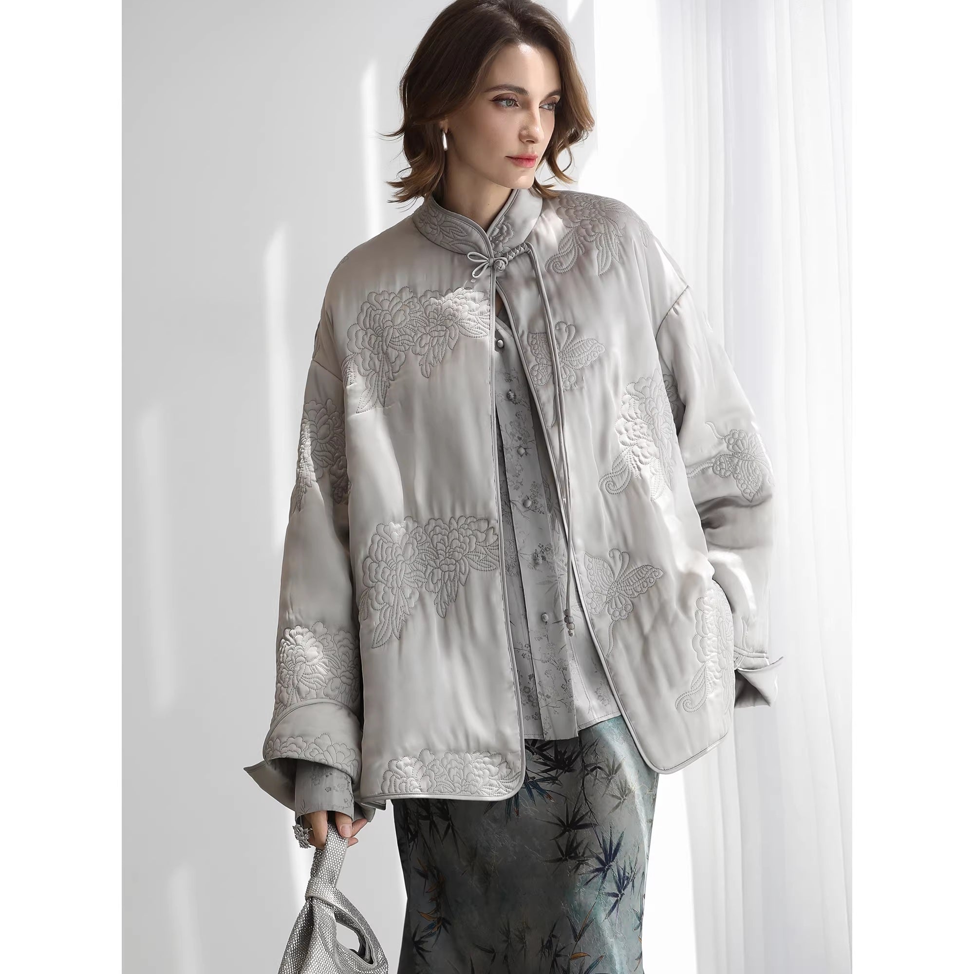 COCOBELLA_Thick_Embroidered_Short_Sleeve_Stand_Collar_Office_Frog_Buttons_Padded_Jackets_MISSTT