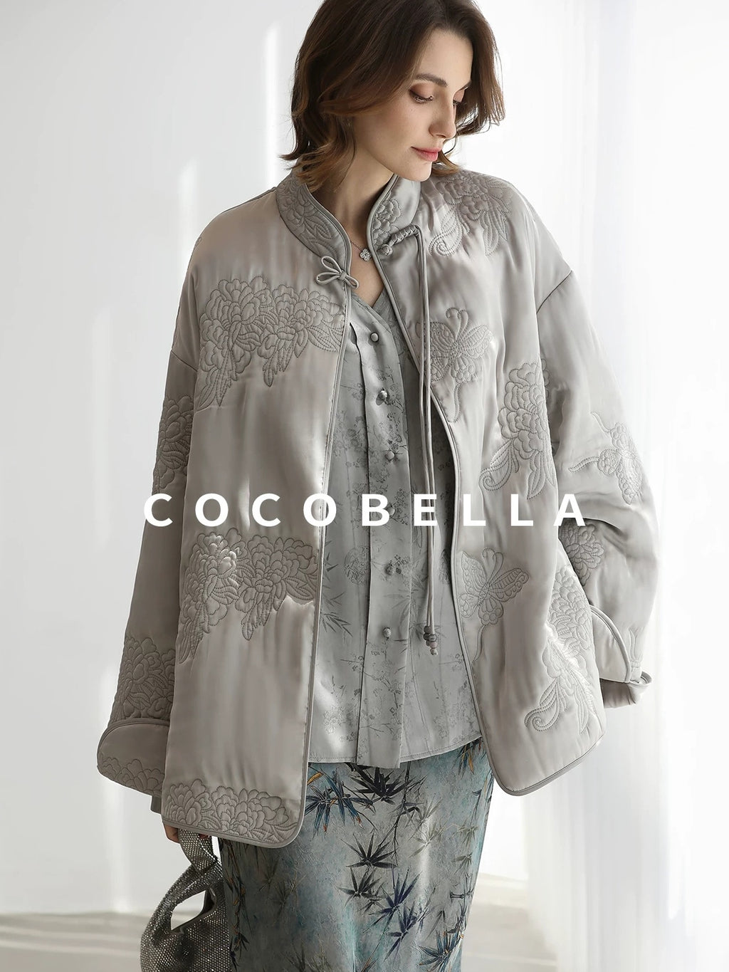 COCOBELLA Thick Embroidered Short Sleeve Stand Collar Office Frog Buttons Padded Jackets