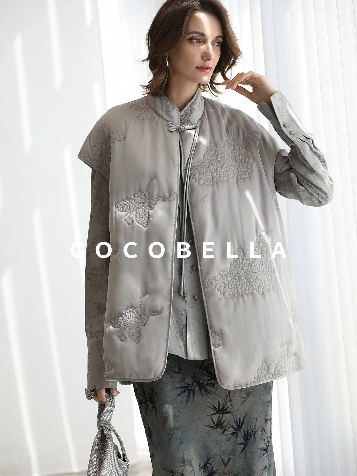 COCOBELLA Thick Embroidered Short Sleeve Stand Collar Office Frog Buttons Padded Jackets