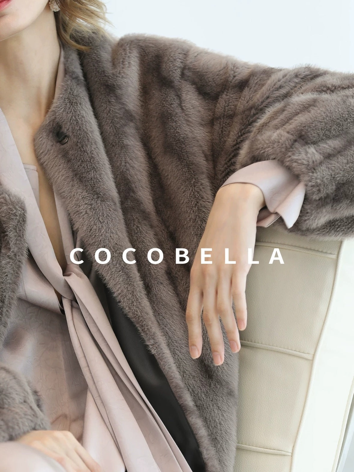 COCOBELLA Thick Long Loose Fit Round Neck Fur Panel Women Office Wool Overcoats Coats