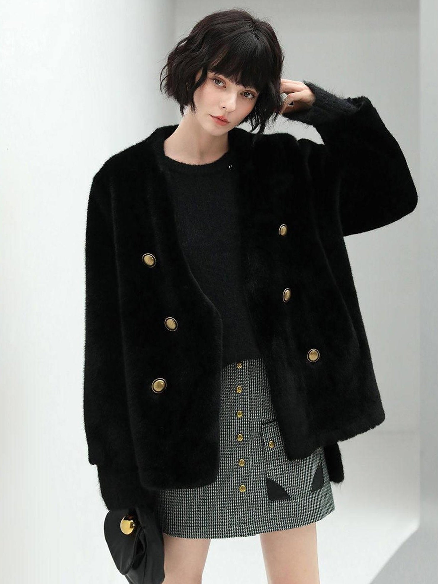 COCOBELLA Thick Plush V Neck Office Standard Fit Women Faux Fur Coats Jackets